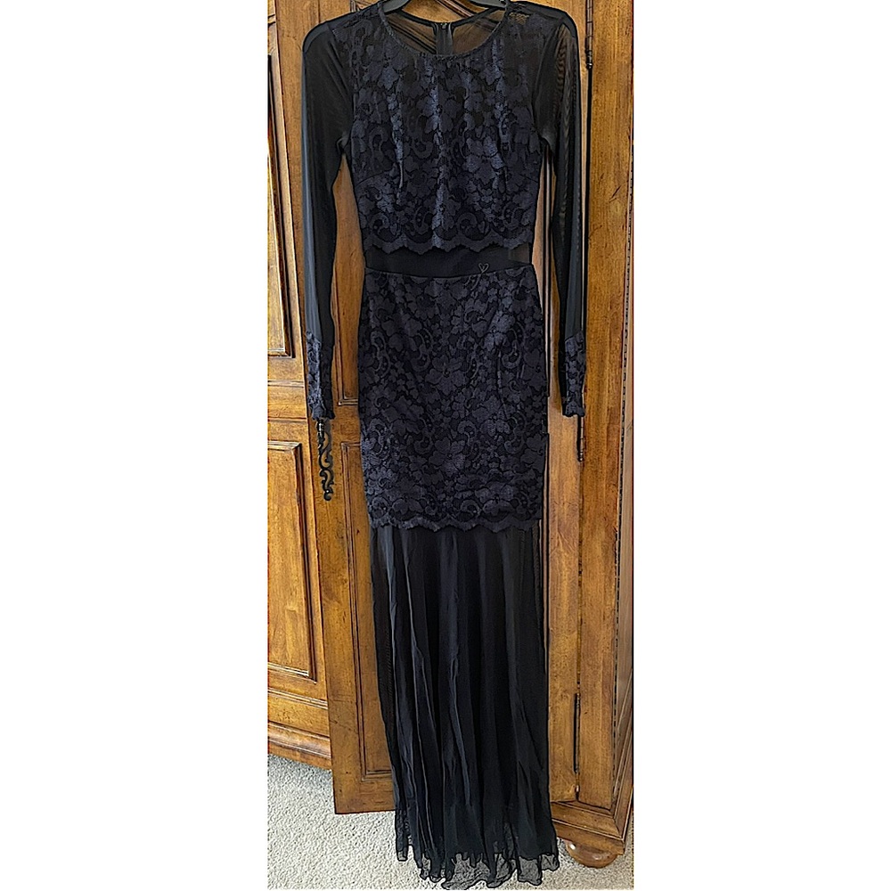 Black Windsor Dress